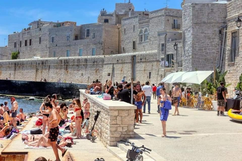 Piazza Duomo - Medieval Puglia'S House Giovinazzo Exterior foto